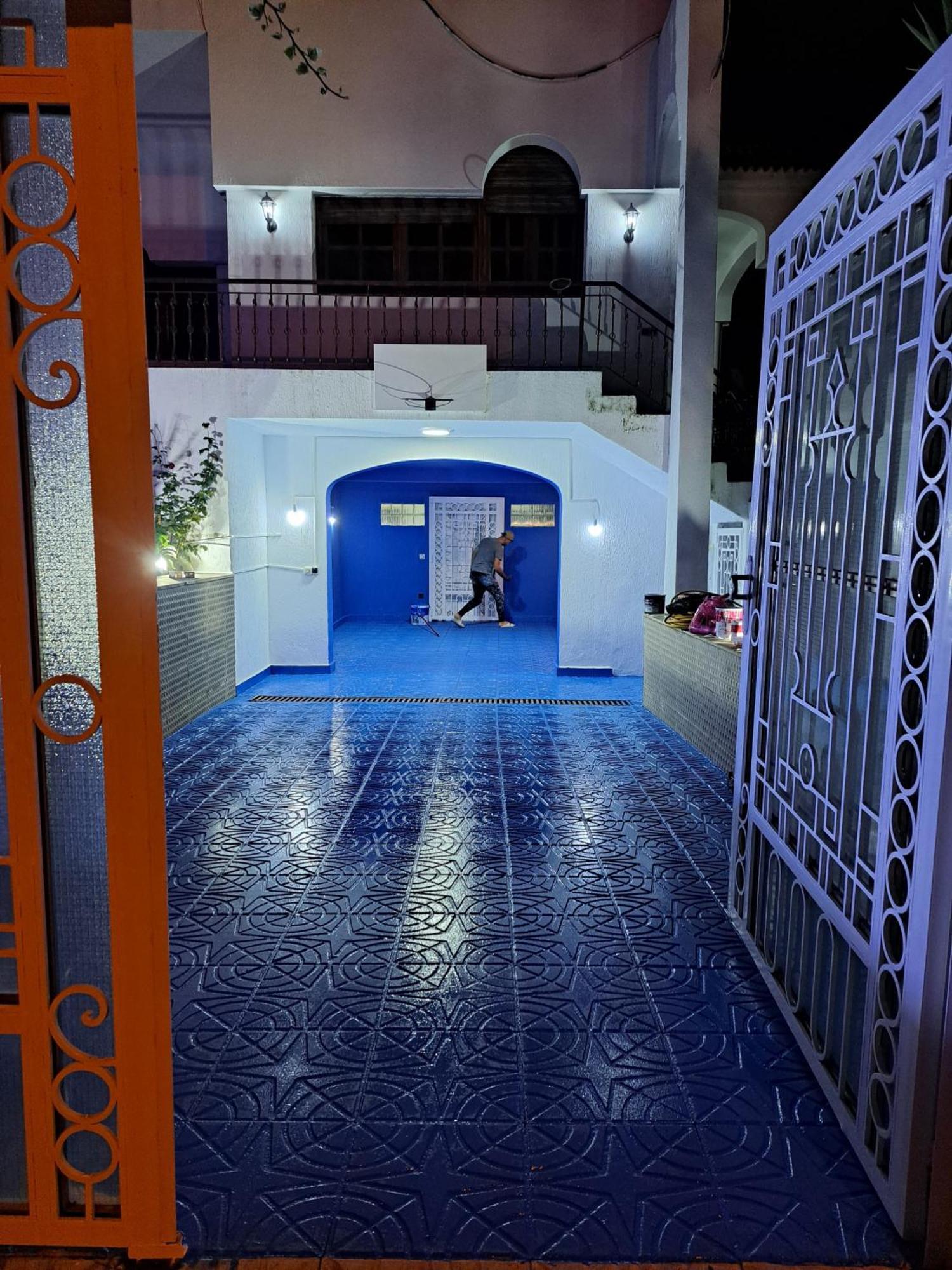 Apartment Steps From Sea And Center