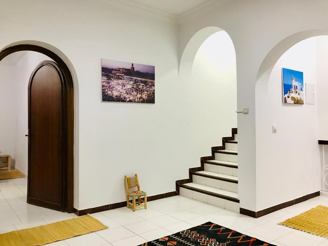 Steps From Sea And Center Apartment